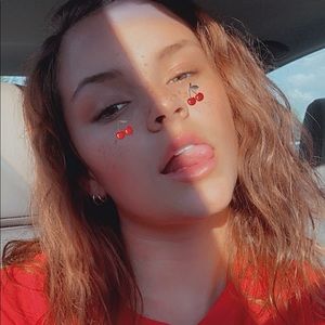 Meet your Posher, Falyn